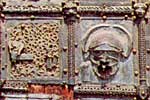 Панели на дверях базилики Св.Дзено